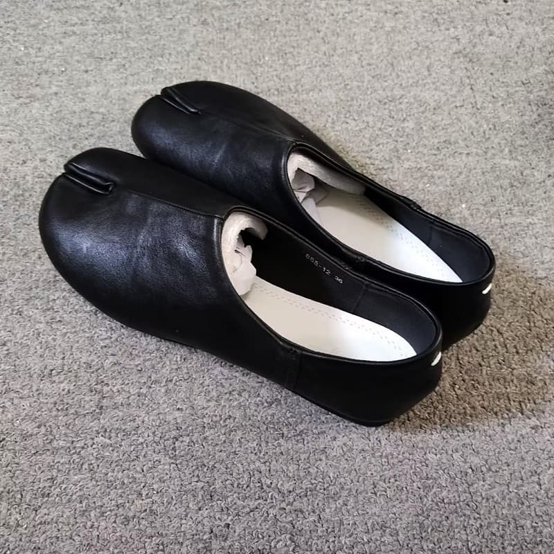 women's flat mesh shoes