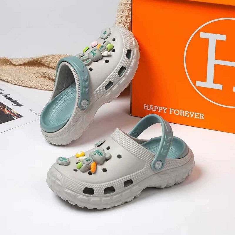 breathable garden shoes