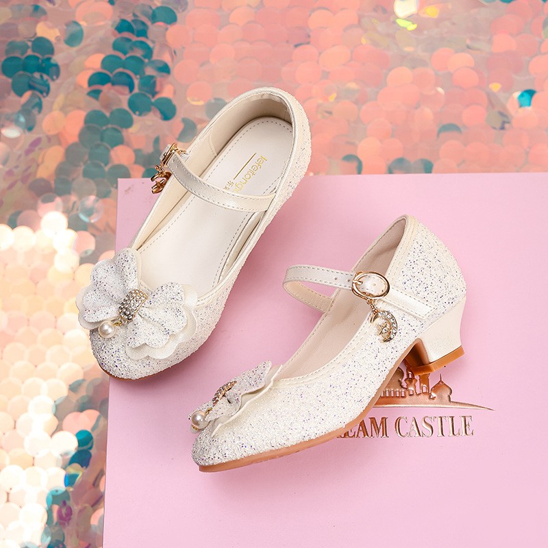 children's soccer shoes