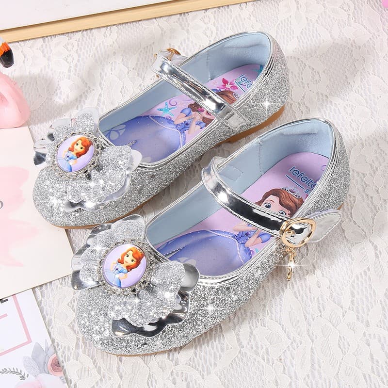 children's shoes size 5 to 6